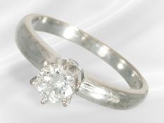 Ring: weißgoldener vintage Solitär/Brillantring, feiner Brillant von ca. 0,4ct