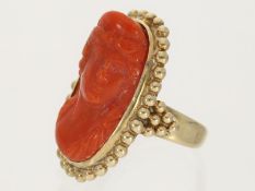 Ring: vintage Goldschmiedering mit Korallen-Kamee