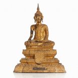 Große vergoldete Bronzestatue eines sitzenden Buddha