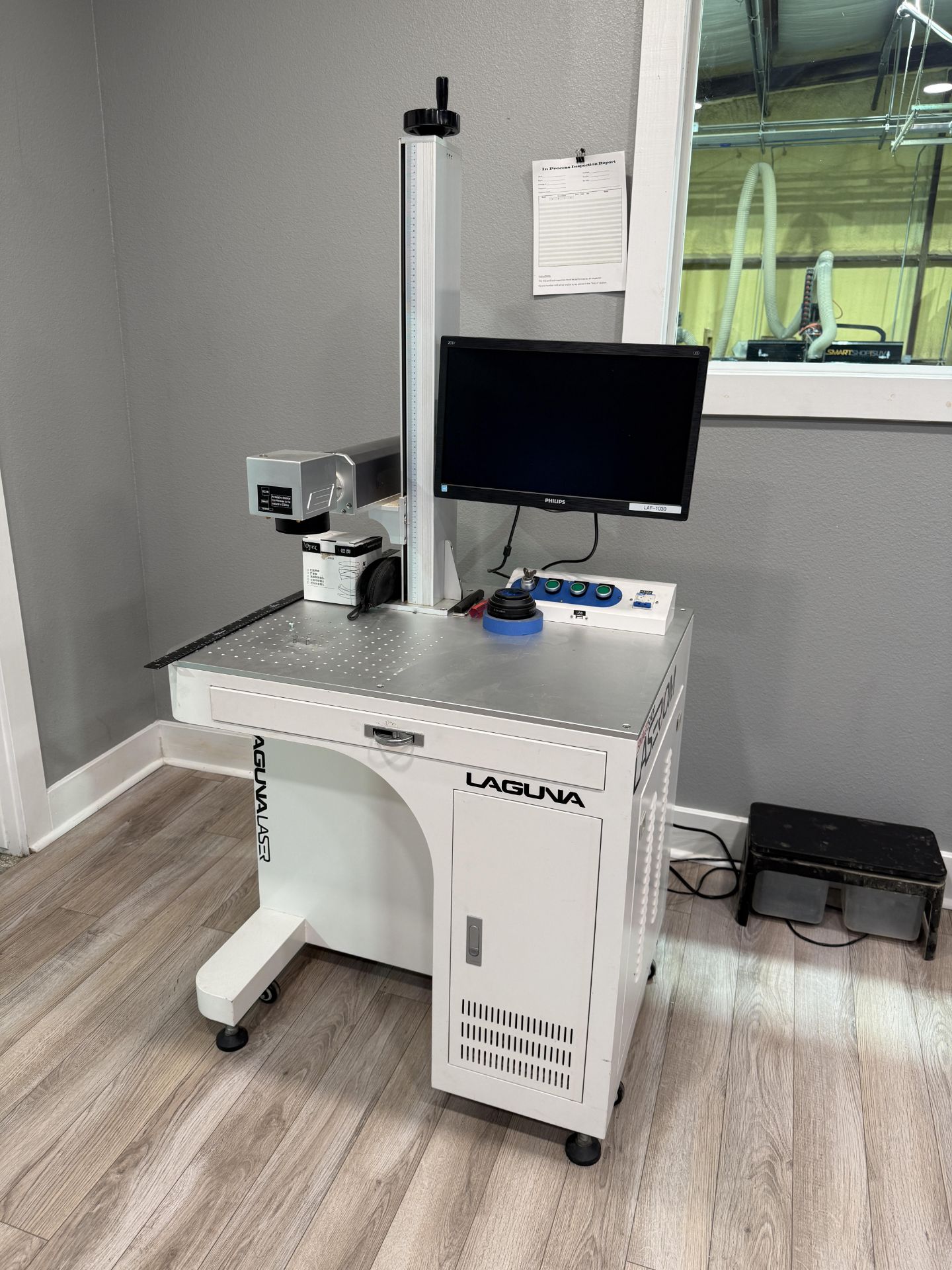 Laguna Smartshop Laser OM Laser Engraver With PC & Monitor, Control Various Extras With Small Rotary