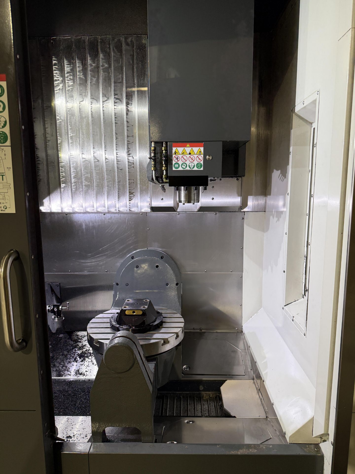 2019 Haas UMC 750SS, 5-Axis Vertical Machining Center, Haas Control, USB, Remote Jog, P-Cool, - Image 16 of 31