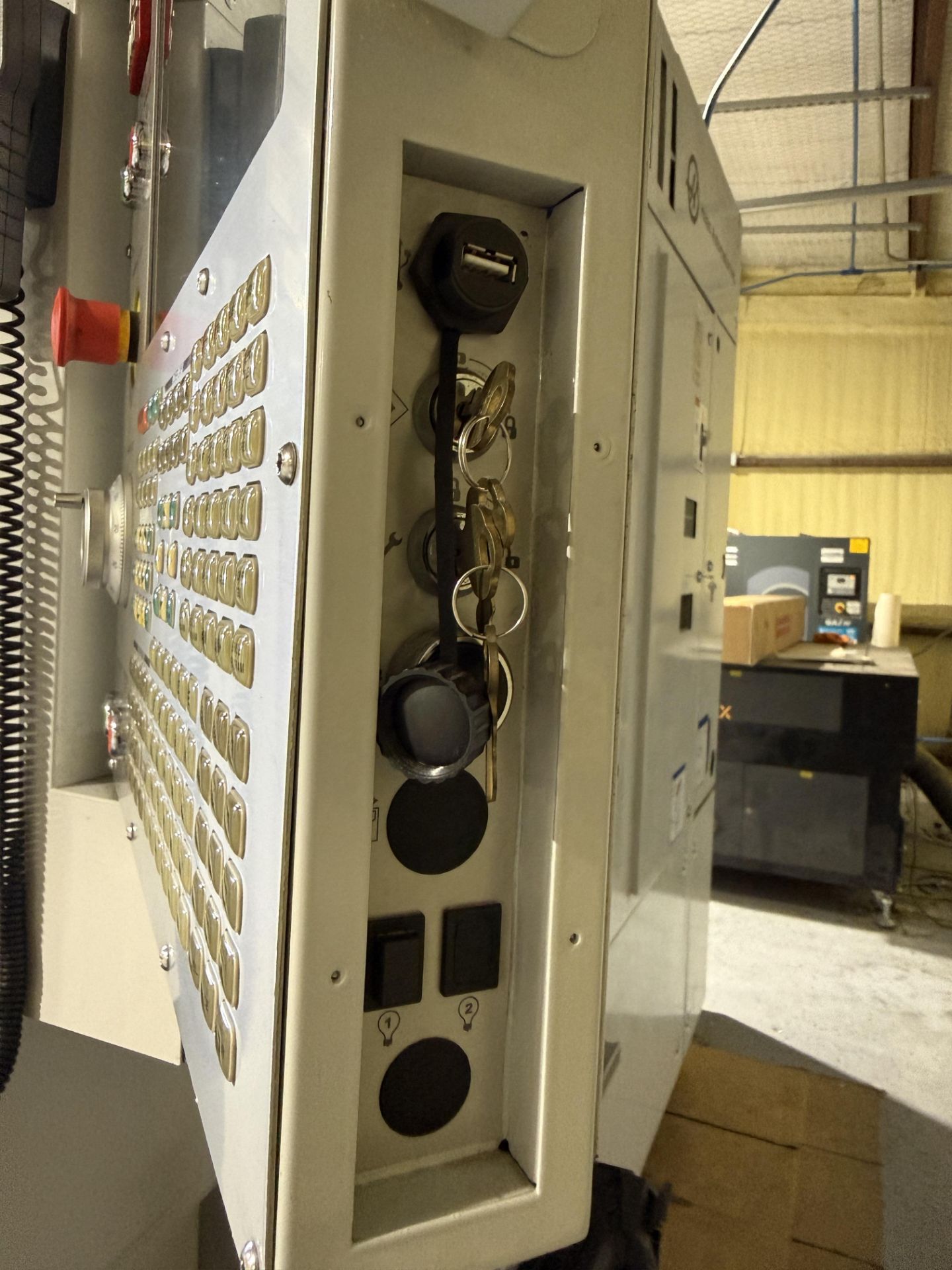 2019 Haas UMC 750SS, 5-Axis Vertical Machining Center, Haas Control, USB, Remote Jog, P-Cool, - Image 15 of 31