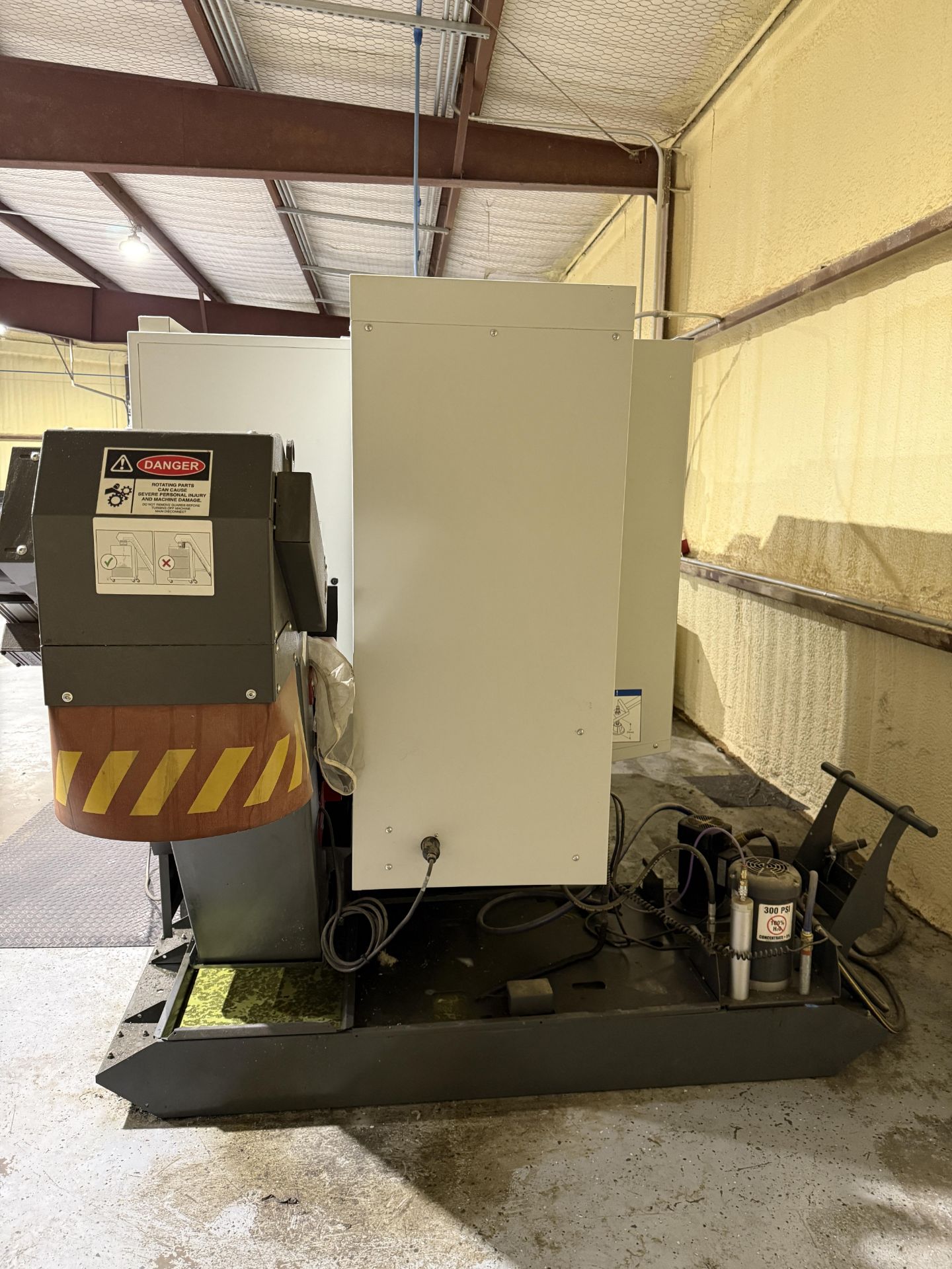 2019 Haas ST-25Y CNC Lathe With Y Axis Live Tooling, 10" 3-Jaw Chuck, Tool Presetter, Sub Spindle - Image 9 of 30