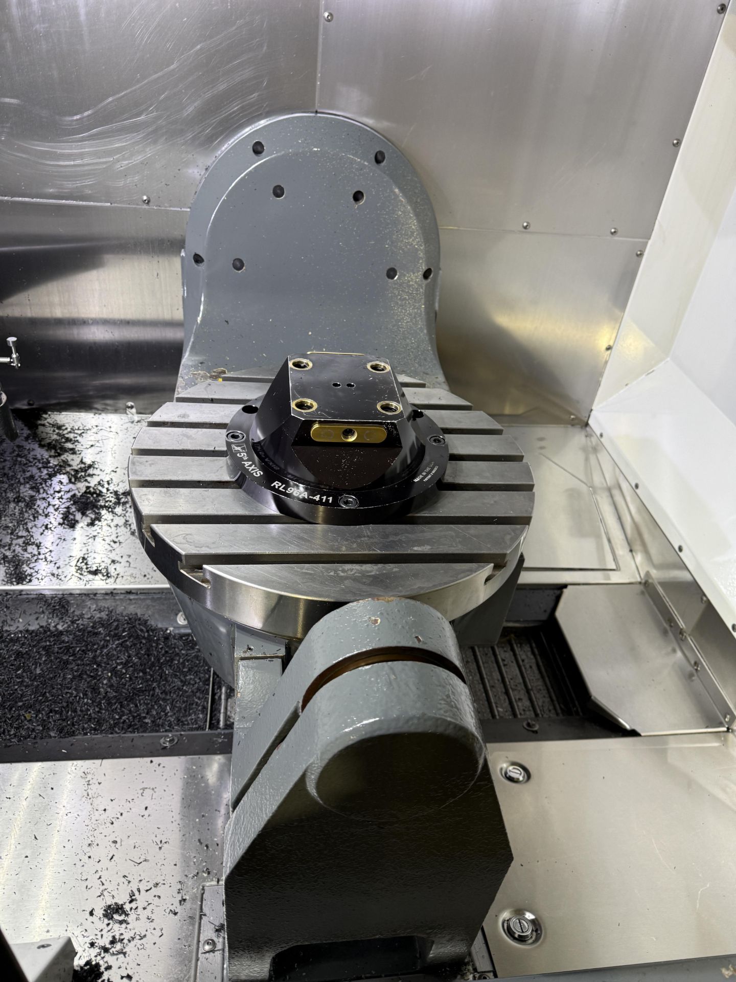 2019 Haas UMC 750SS, 5-Axis Vertical Machining Center, Haas Control, USB, Remote Jog, P-Cool, - Image 28 of 31