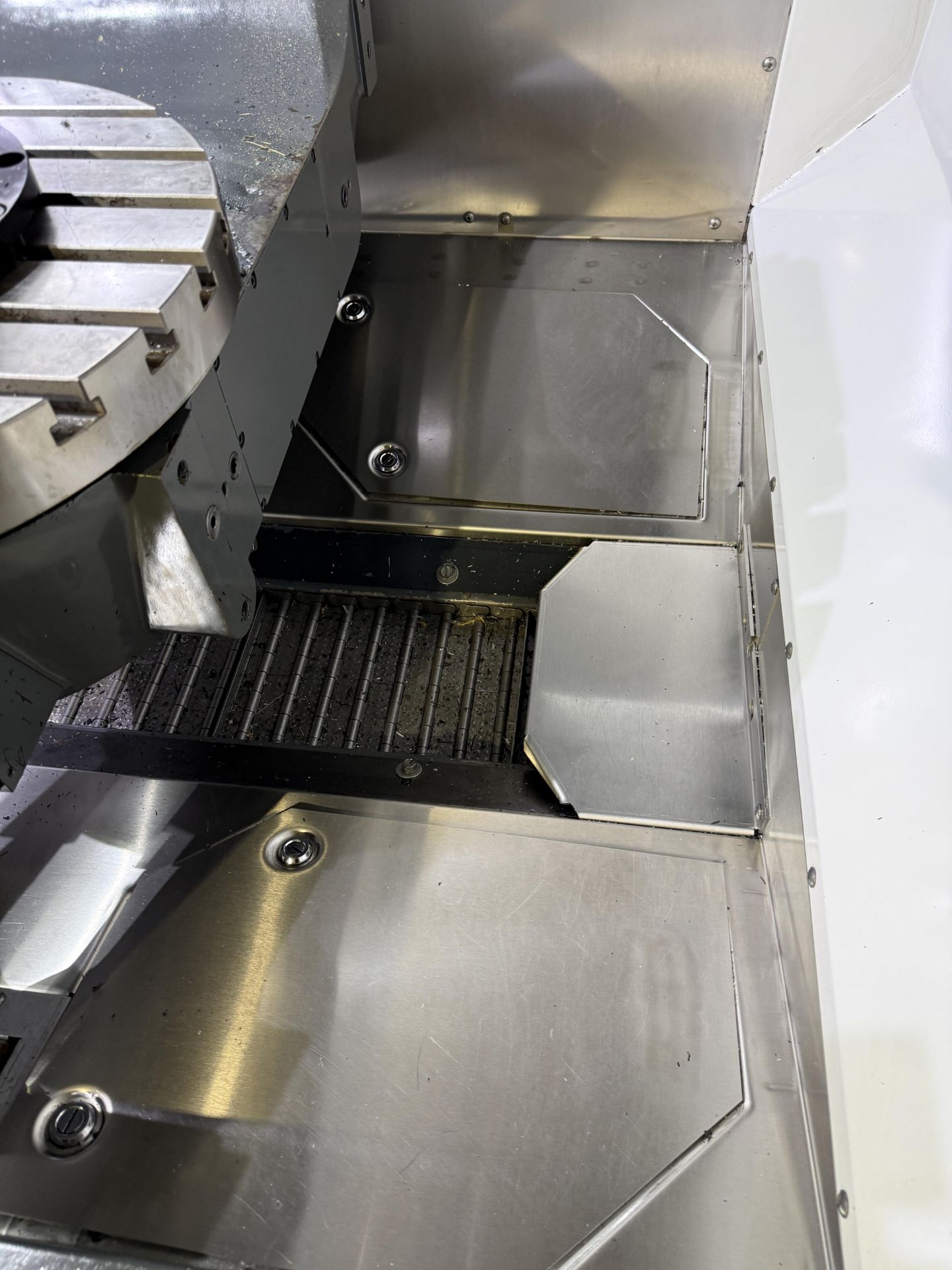 2019 Haas UMC 750SS, 5-Axis Vertical Machining Center, Haas Control, USB, Remote Jog, P-Cool, - Image 29 of 31