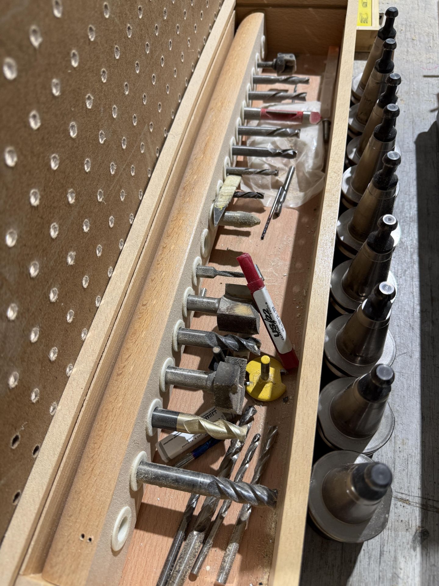 2020 Laguna Model NA48 Smart Shop | SUV CNC Router, 8 Station Tool Holder, 6 Vacuum Sections, - Image 26 of 28