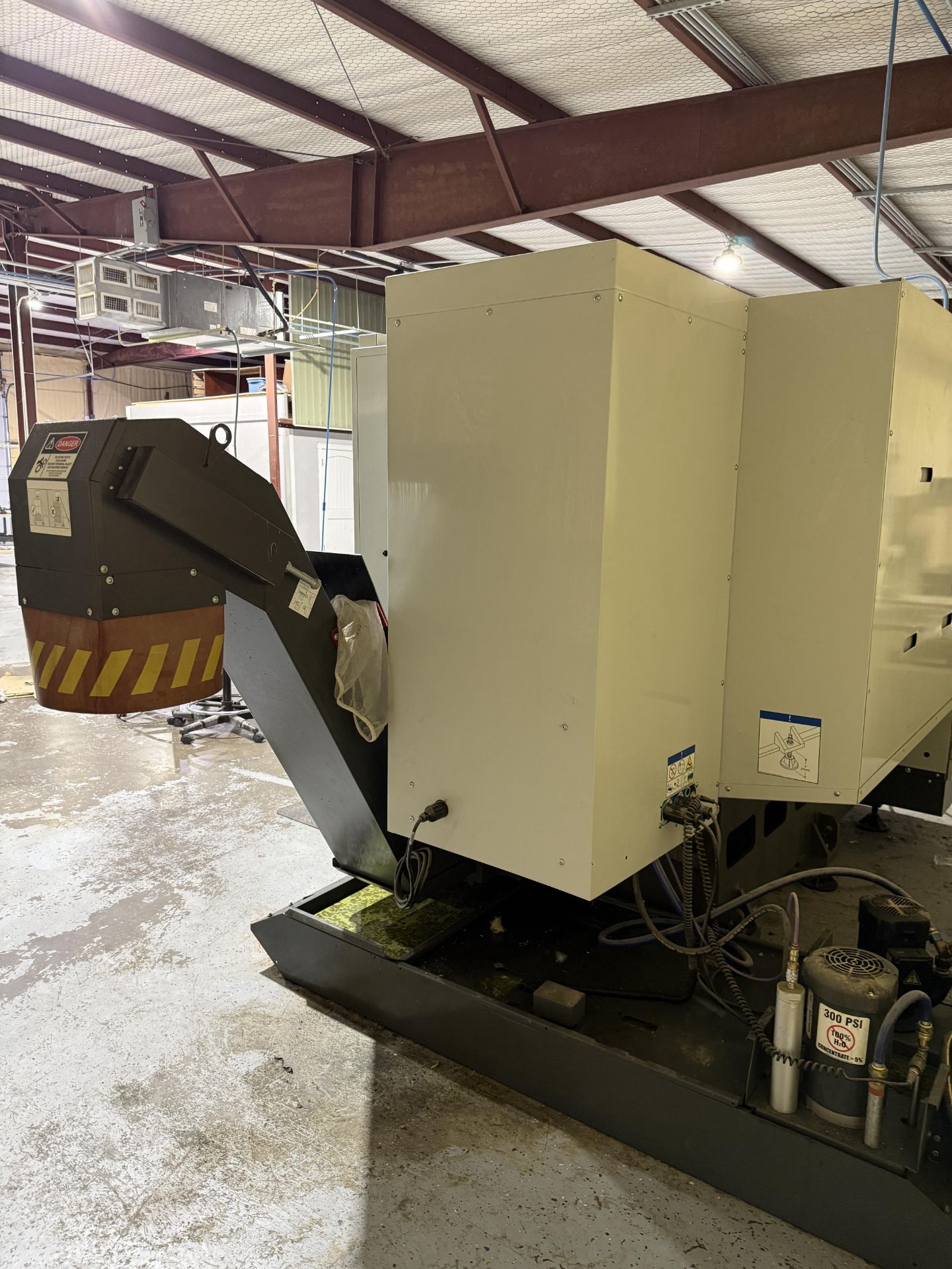 2019 Haas ST-25Y CNC Lathe With Y Axis Live Tooling, 10" 3-Jaw Chuck, Tool Presetter, Sub Spindle - Image 10 of 30