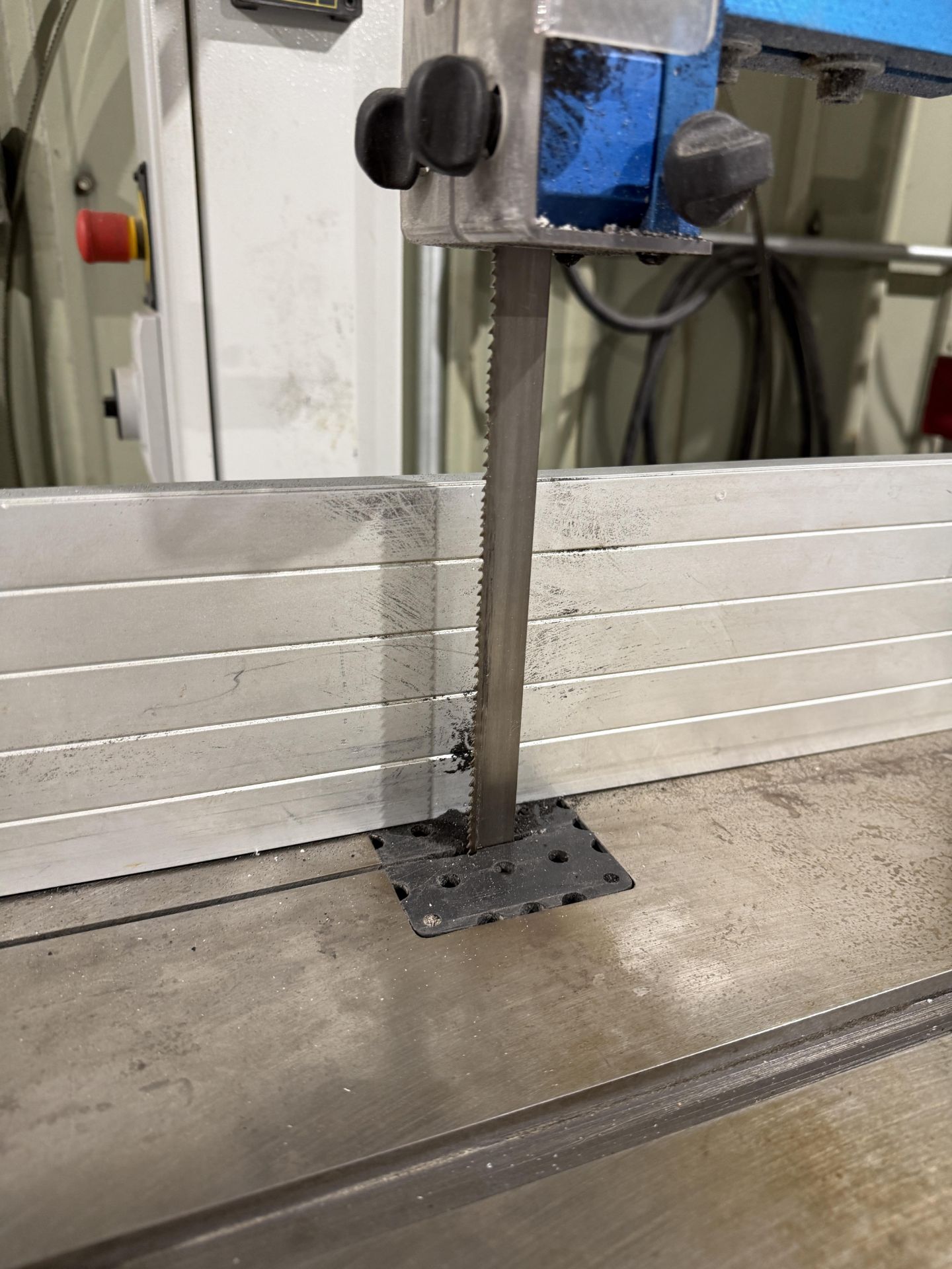 2019 Laguna 18 Vertical Bandsaw Model LT18 - Image 10 of 10