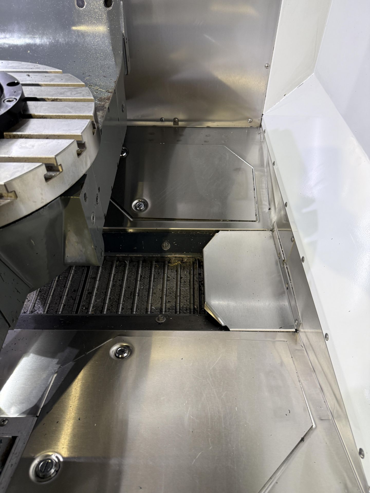 2019 Haas UMC 750SS, 5-Axis Vertical Machining Center, Haas Control, USB, Remote Jog, P-Cool, - Image 19 of 31