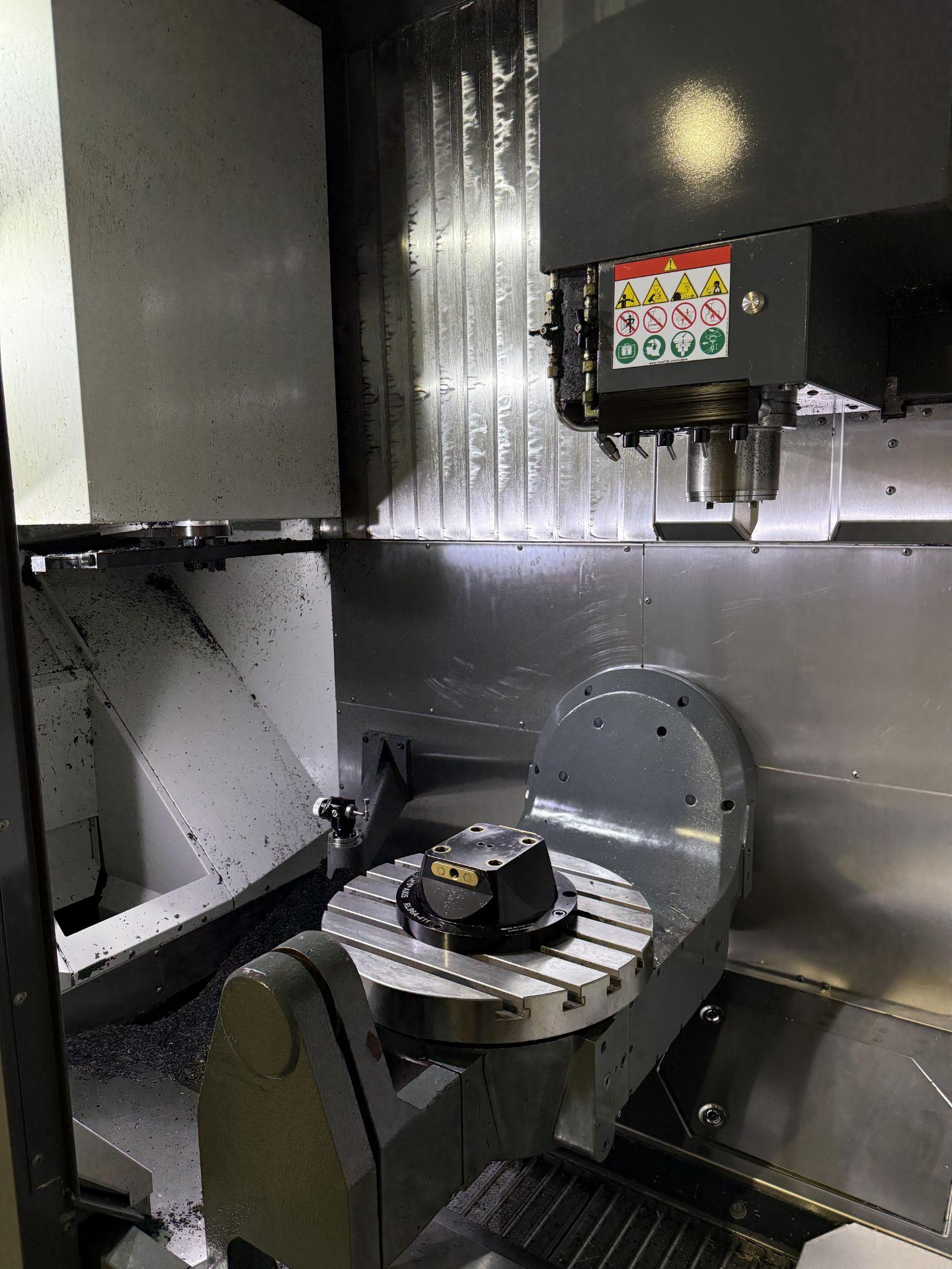 2019 Haas UMC 750SS, 5-Axis Vertical Machining Center, Haas Control, USB, Remote Jog, P-Cool, - Image 18 of 31