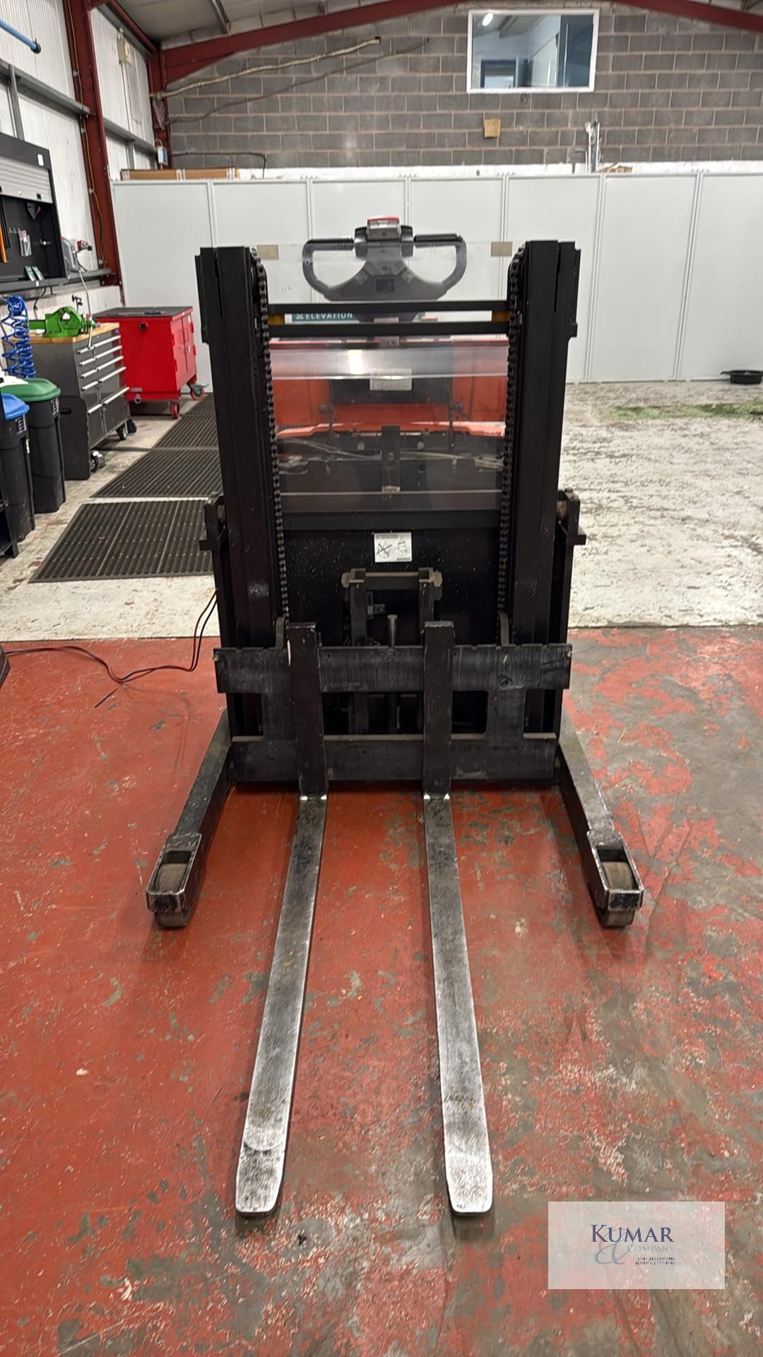 BT Model SPE125, Pedestrian Battery Operated Fork Lift Truck, Rated Capacity 750Kg, Serial No. - Image 4 of 17