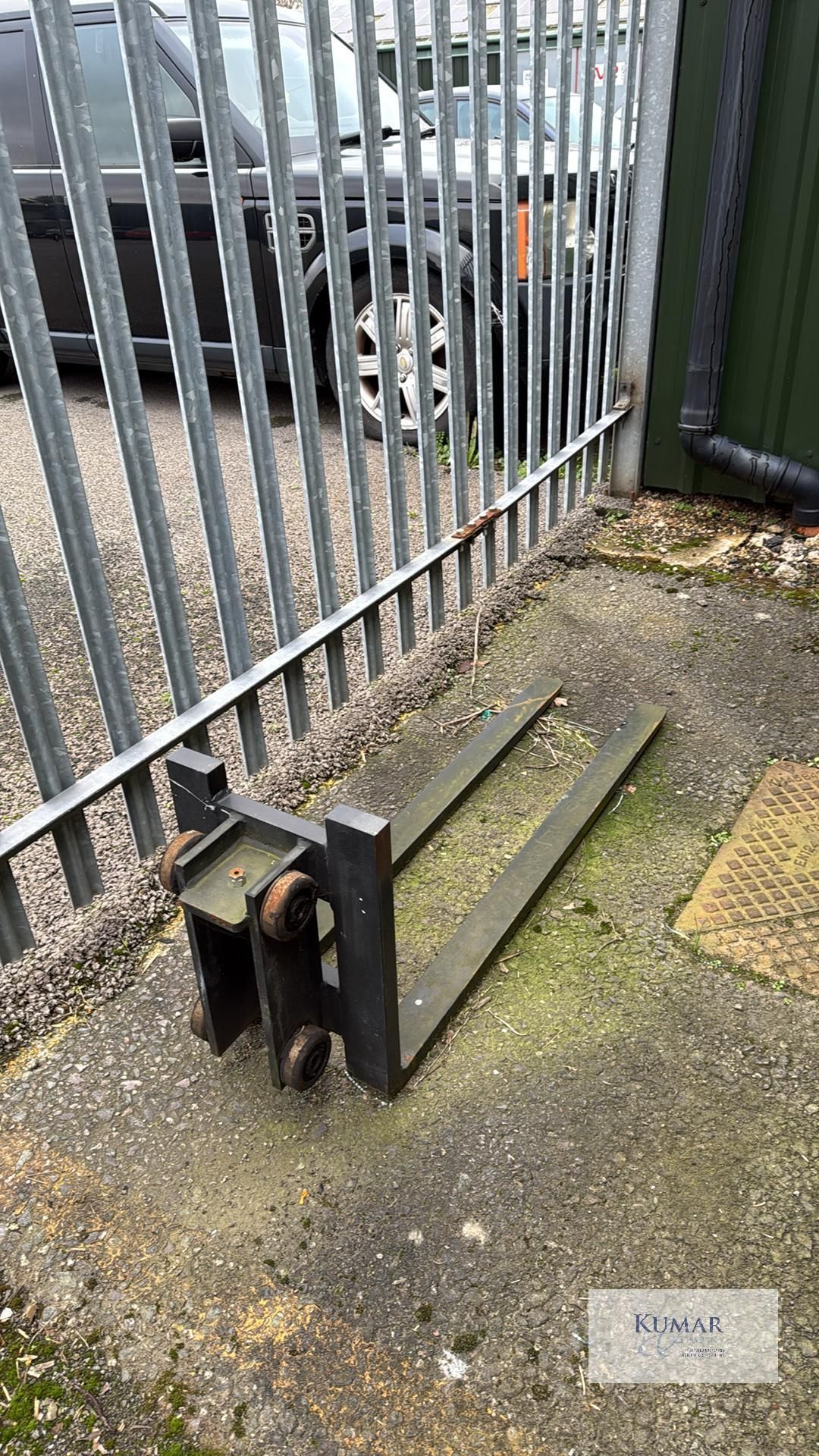 BT Model SPE125, Pedestrian Battery Operated Fork Lift Truck, Rated Capacity 750Kg, Serial No. - Image 14 of 17