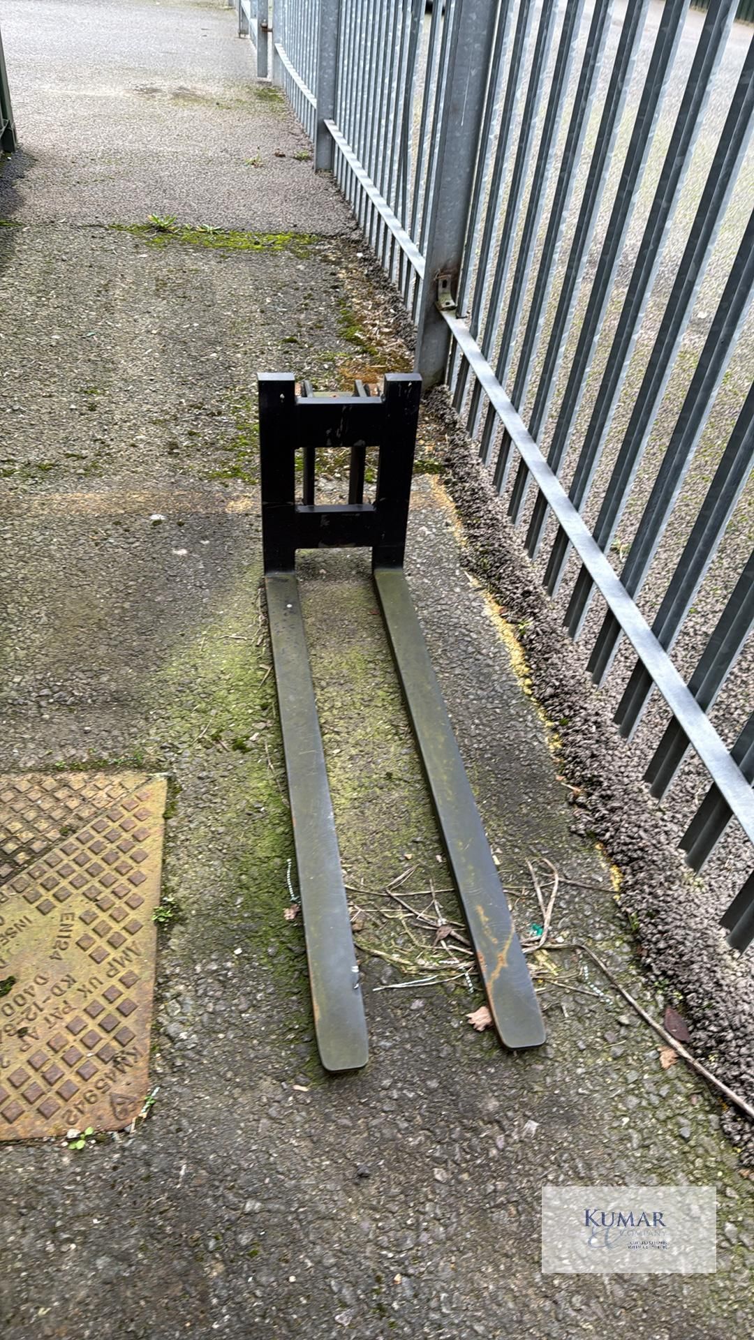 BT Model SPE125, Pedestrian Battery Operated Fork Lift Truck, Rated Capacity 750Kg, Serial No. - Image 15 of 17