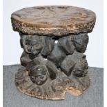 Großer Hocker aus Kamerun