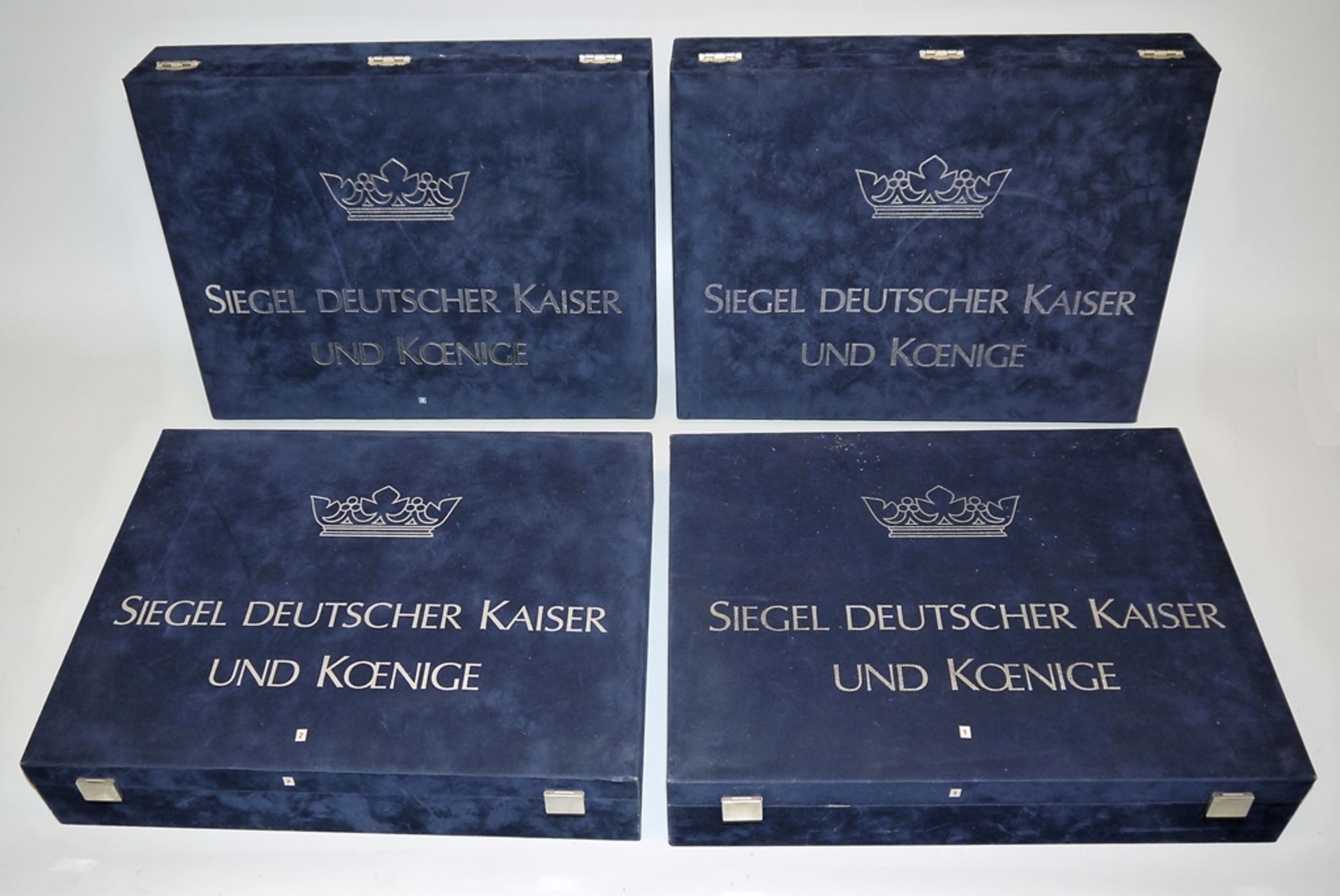 Gepflegte Sammlung "Siegel deutscher Kaiser und Könige" in vier Schatullen - Bild 9 aus 9