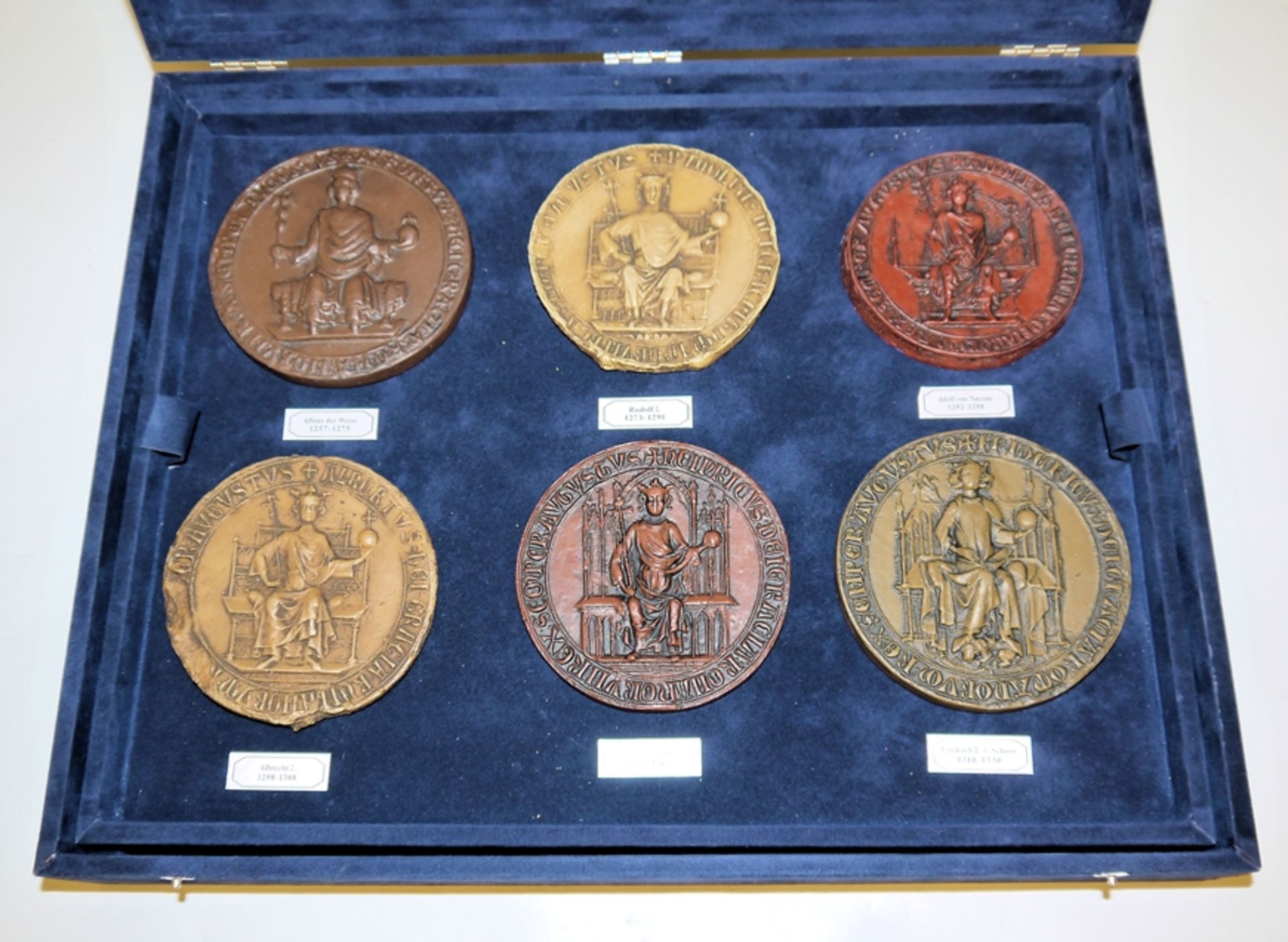 Gepflegte Sammlung "Siegel deutscher Kaiser und Könige" in vier Schatullen - Bild 4 aus 9