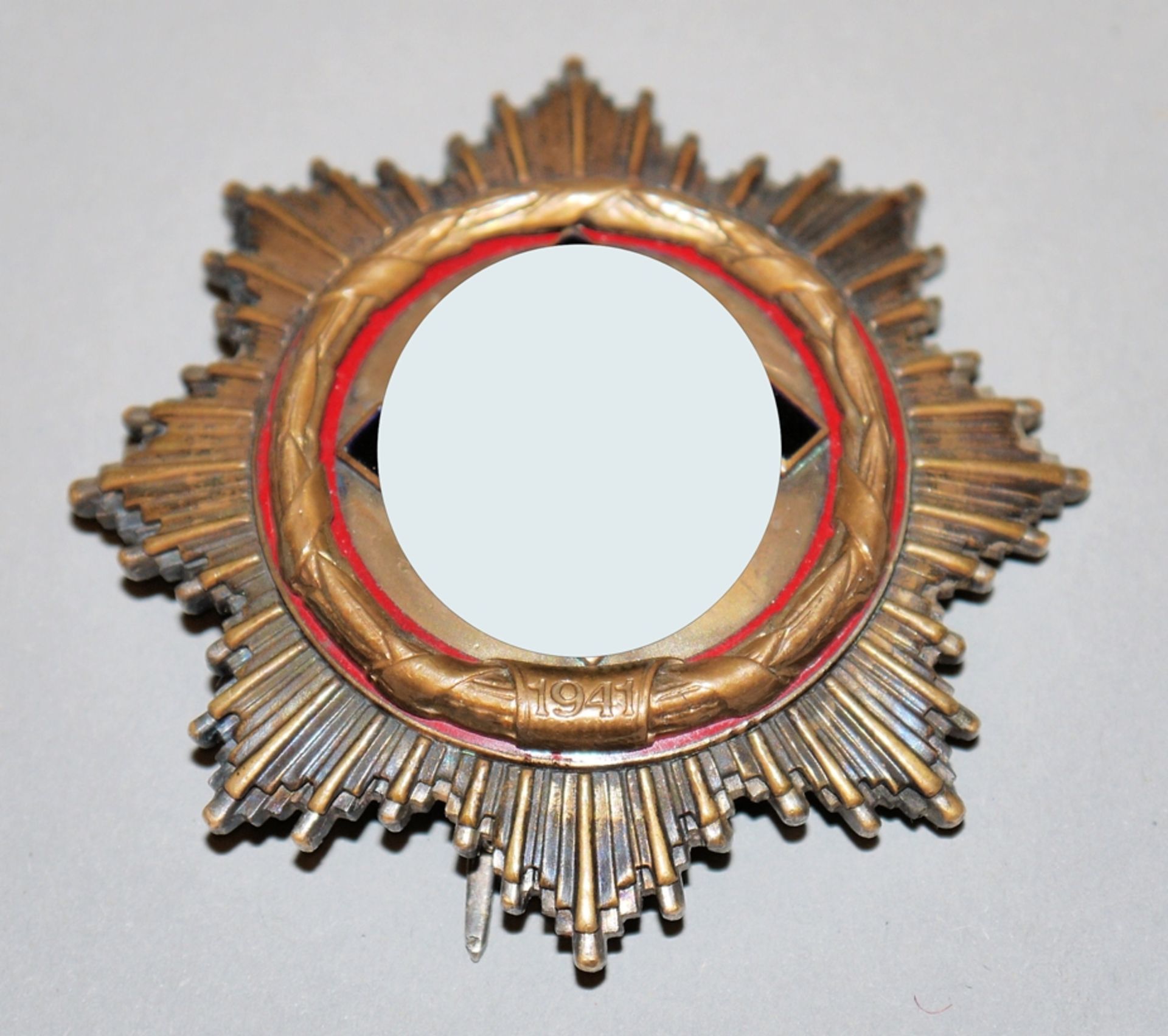 Deutsches Kreuz in Gold, Hersteller 1 (Deschler)
