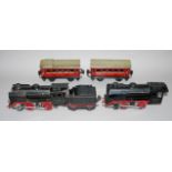 Sammlung Märklin Eisenbahnen Spur 0, u.a. 2 Lokomotiven Modell R 900, 13 Teile