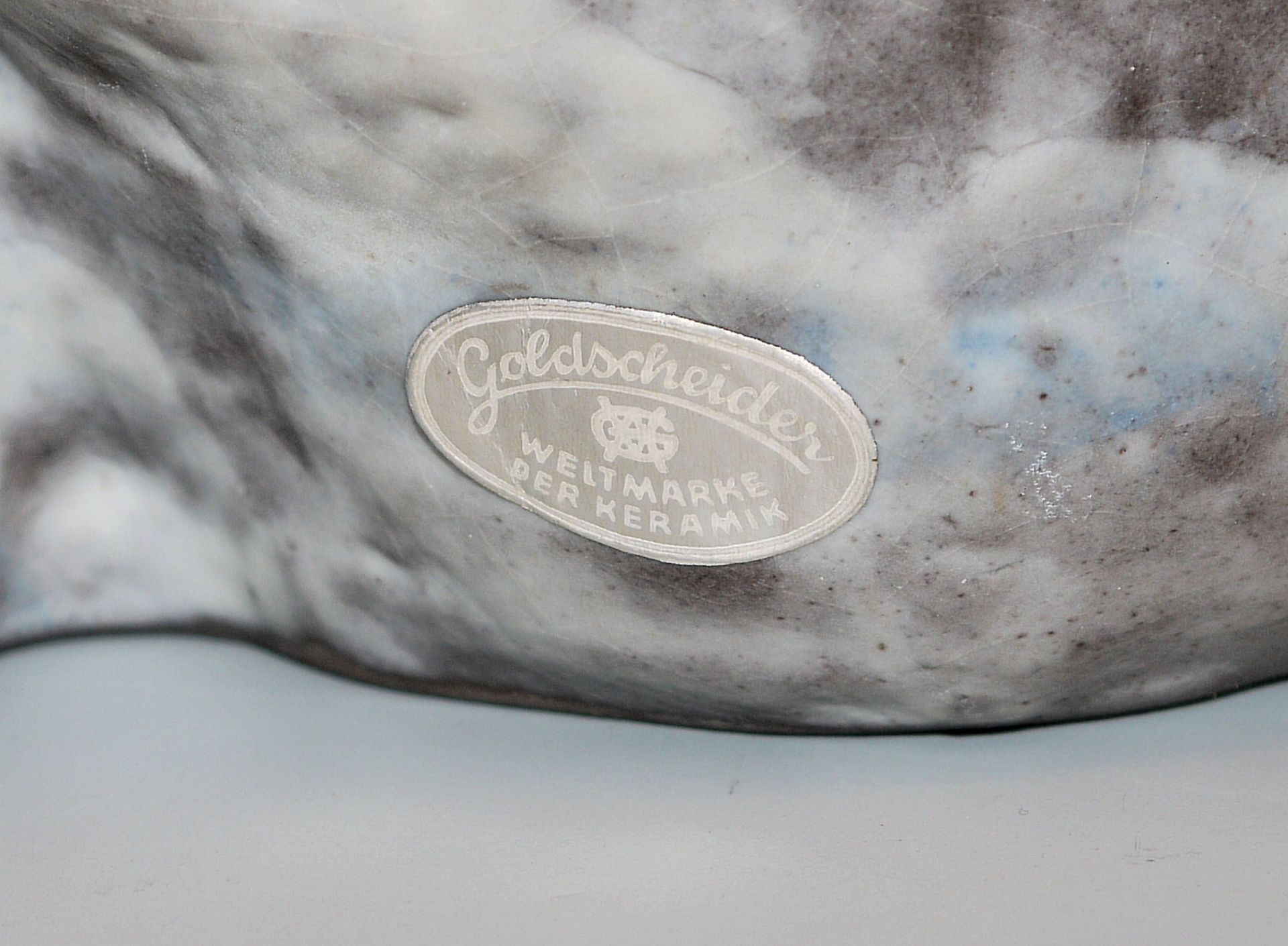 Keramikfigur "Sitzende" von Goldscheider Germany und Stimmungsleuchte mit Lithophanien - Bild 2 aus 3