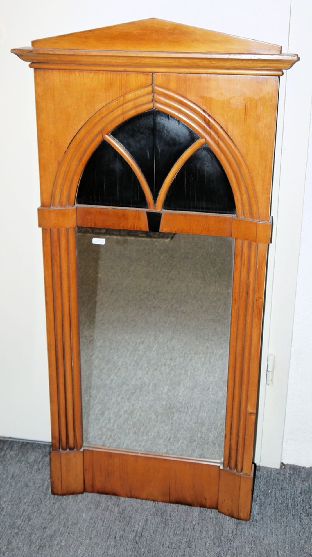 Neugotischer Biedermeierspiegel, 2. Zeit um 1900