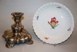 Silberner Barockform-Leuchter von Franz Bibus um 1930/40 und Zierteller von Nymphenburg