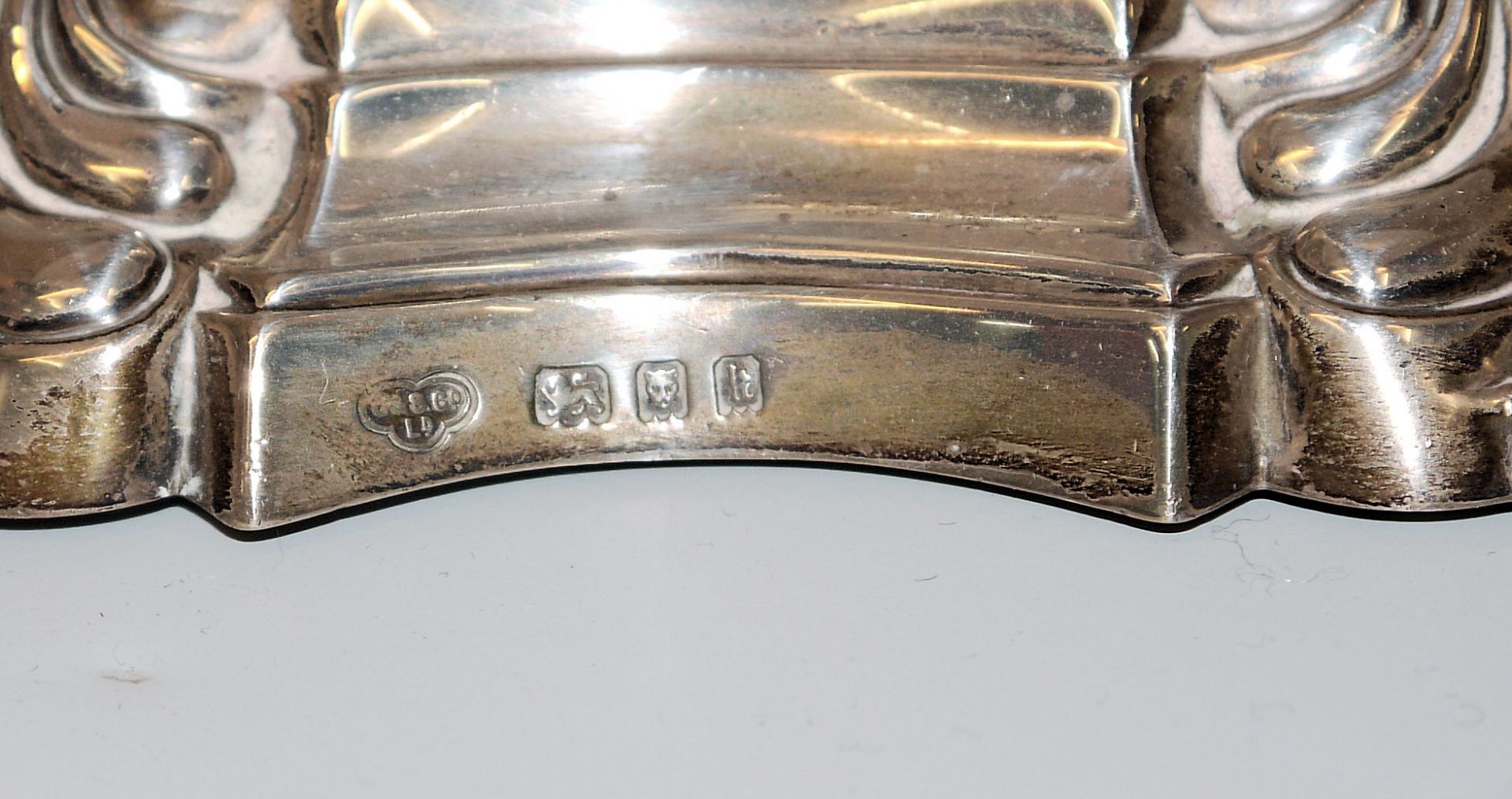 Paar Tischlampen mit Silber-Leuchter-Füßen, William Gibson & John Lawrence Langman, London 1925 - Bild 2 aus 2