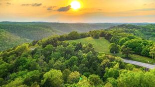 FINANCE: Live in Friendly Ozark Acres Community, Arkansas! YOUR BID IS YOUR MONTHLY PAYMENT!