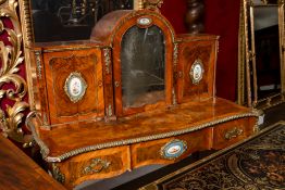 Early 20th-century French-style dressing cabinet / bonheur du jour, in Louis XVI revival style