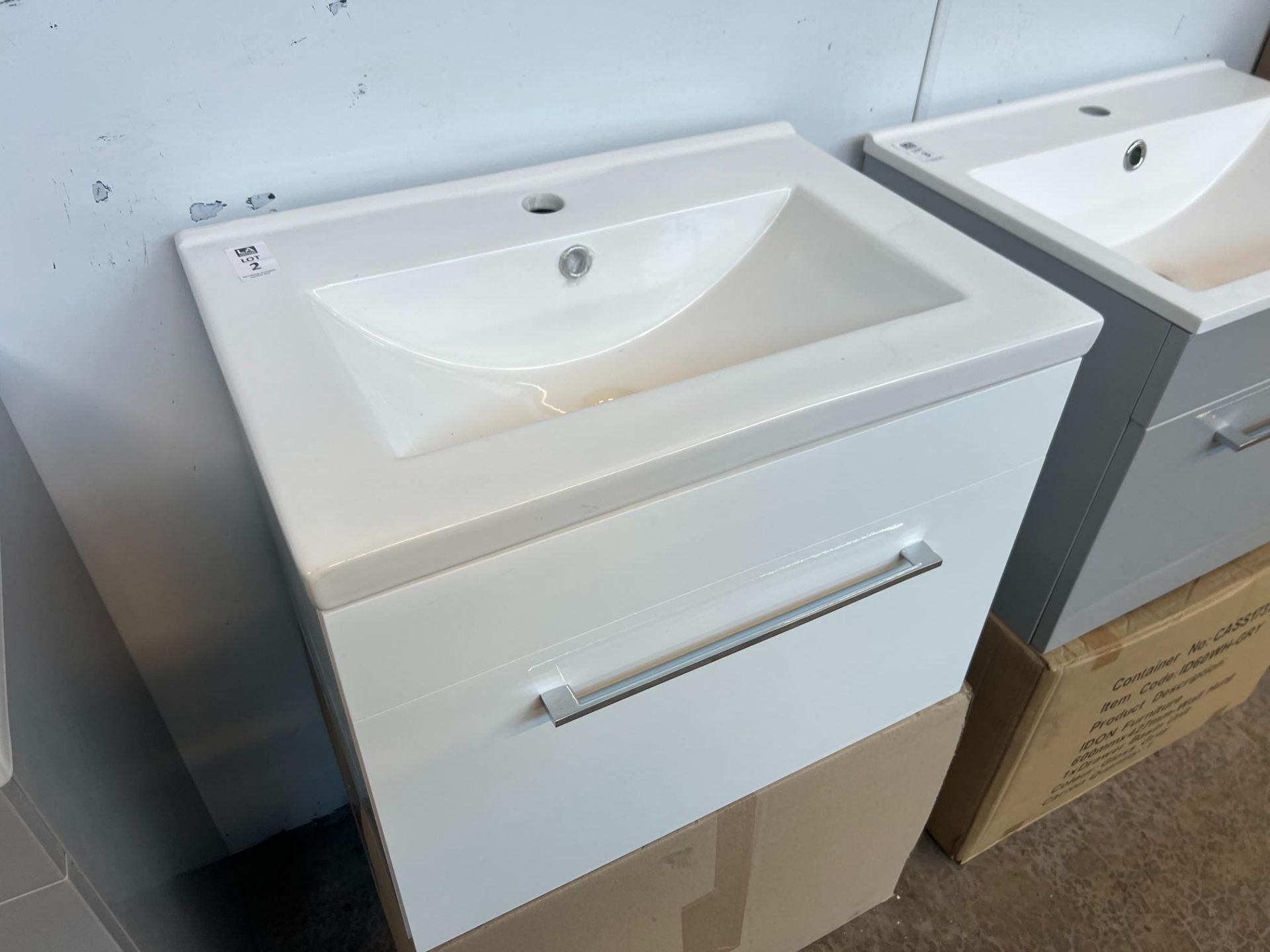 IDON WALL HUNG 1 DRAWER VANITY UNIT WHITE 600MM X 427MM COMPLETE WITH BASIN (OUT OF BOX) - Image 2 of 2