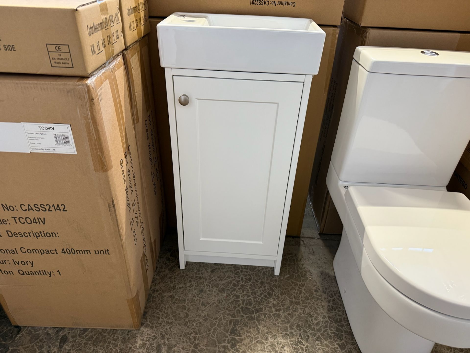 TRADITIONAL COMPACT BASIN VANITY UNIT IVORY INCLUDING BASIN 410MM X 220MM (OUT OF BOX)