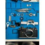 A Leicaflex SL 35mm camera s/no 1874611 leitz wetzlar sumicron r 50mm f2 / FULLY SERVICED