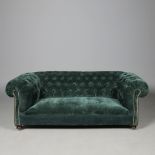VICTORIAN DESIGN CHESTERFIELD SOFA