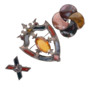 Antique Celtic Silver Brooch Collection inc. Agate, 35g