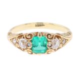 Victorian Emerald and Diamond 18ct Gold Ring, 2.6g