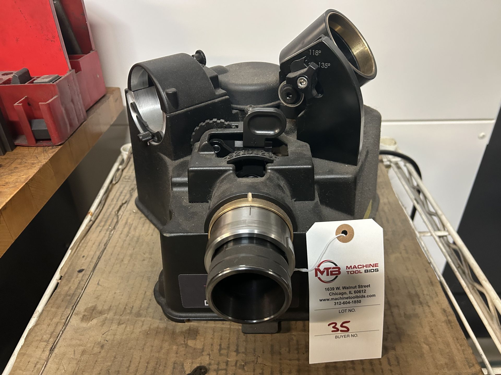 Darex Model V-390 Cutting Tool Diameter: 1/8