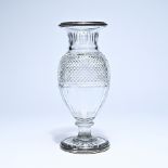 Baccarat crystal vase with diamond pattern, made for Le conseil d'Aministration de Briqueteries de B