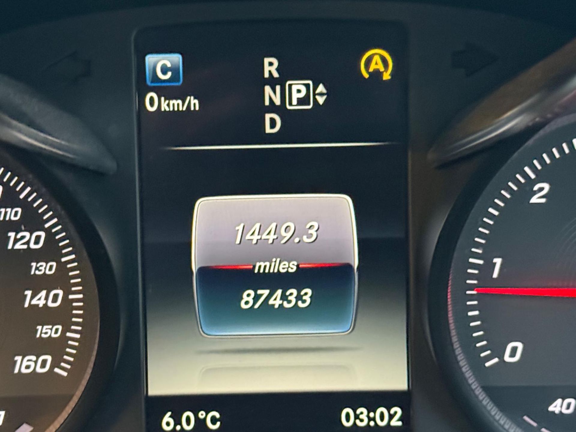 (ON SALE) MERCEDES C220 * AMG LINE PREMIUM * (15 REG) AUTOMATIC * 87K MILES !!! PANORAMIC ROOF - Image 9 of 16