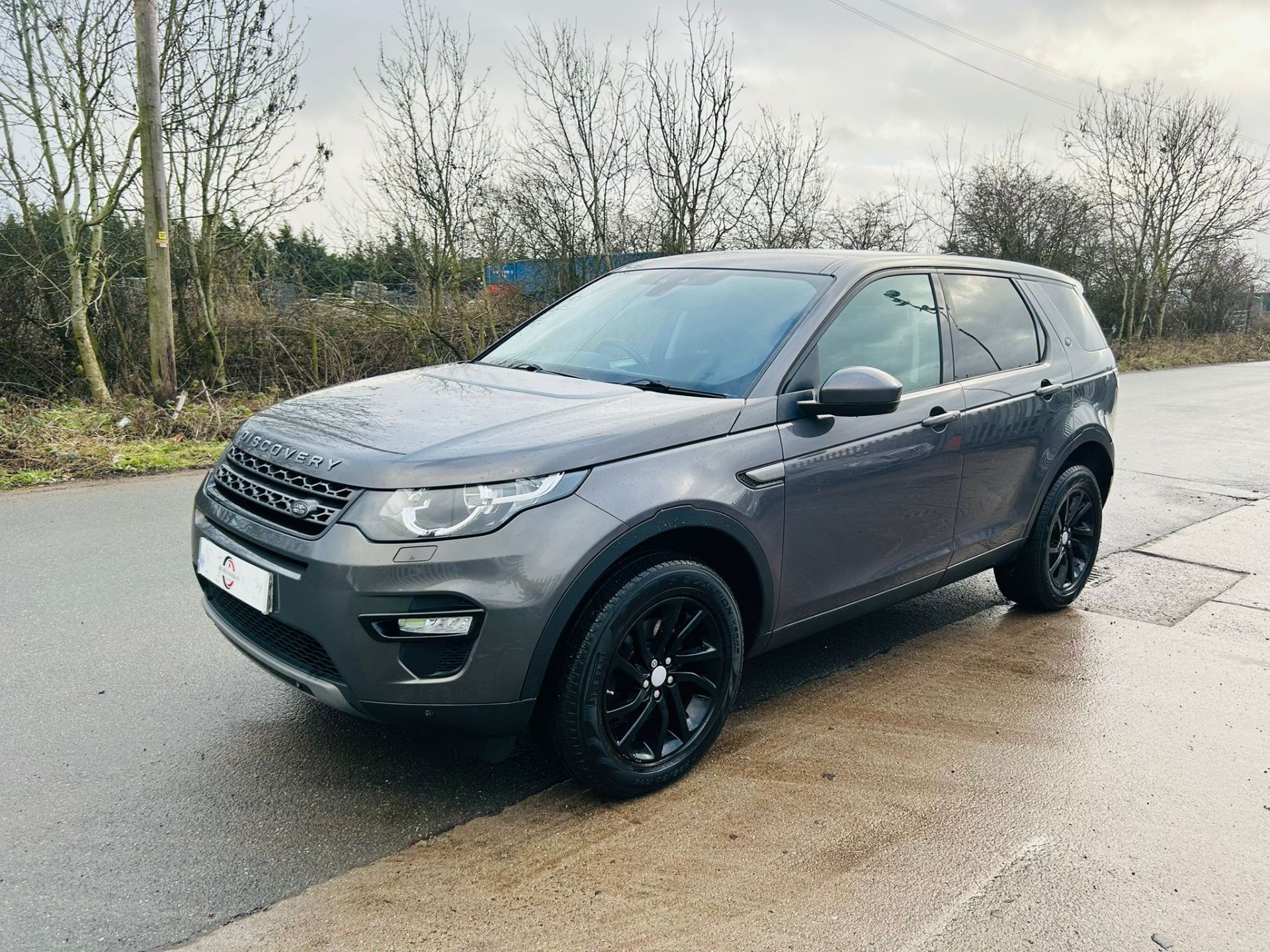 LAND ROVER DISCOVERY SPORT 2.0 TD4 SE TECH AUTOMATIC *4WD* (67 REG) EURO 6 !! 7 SEATER - Image 6 of 31