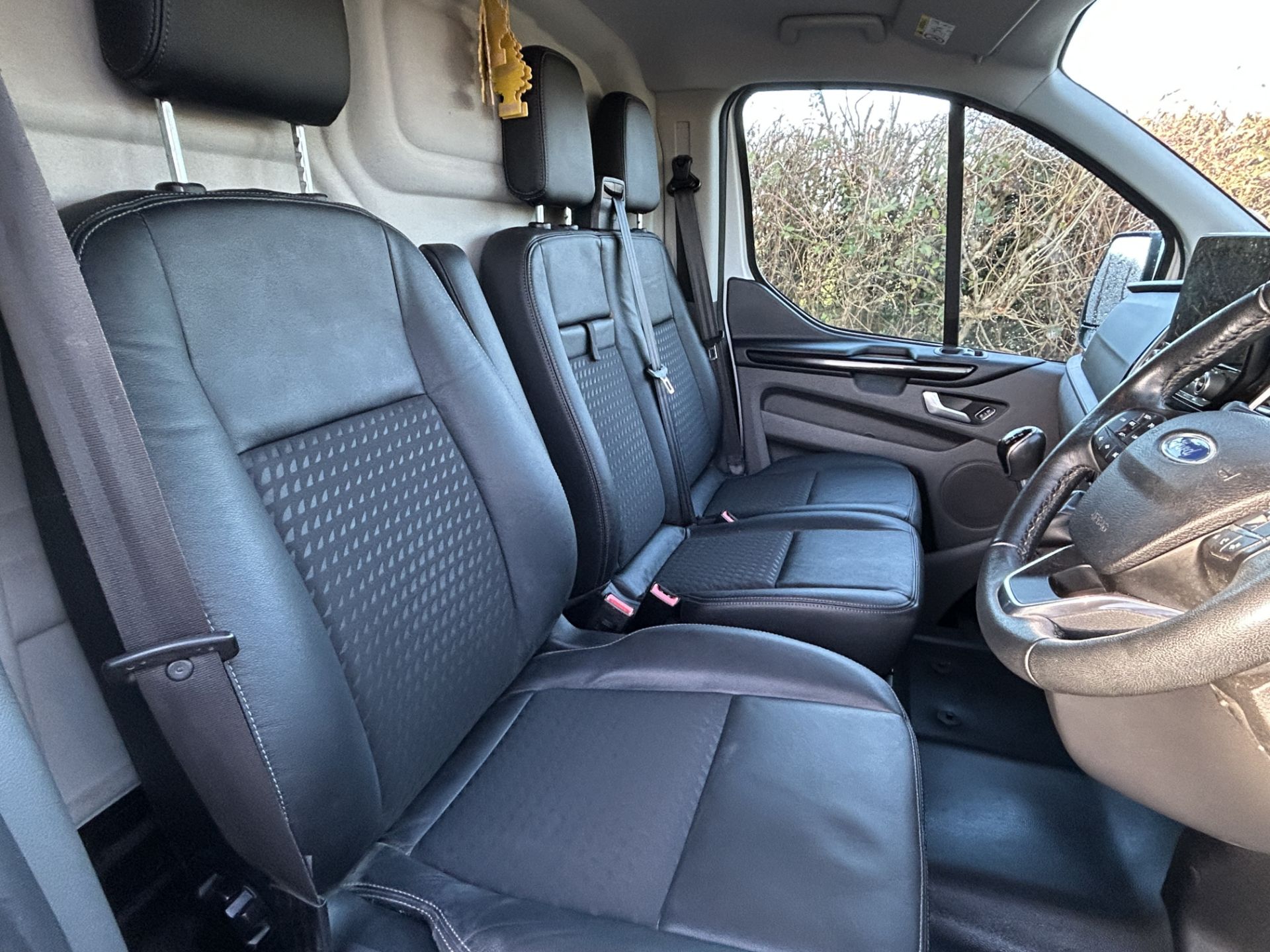 FORD TRANSIT CUSTOM 2.0 ECOBLUE 290 SPORT EDITION (21 REG) 1 OWNER * VERY NICE EXAMPLE !!! - Image 21 of 27