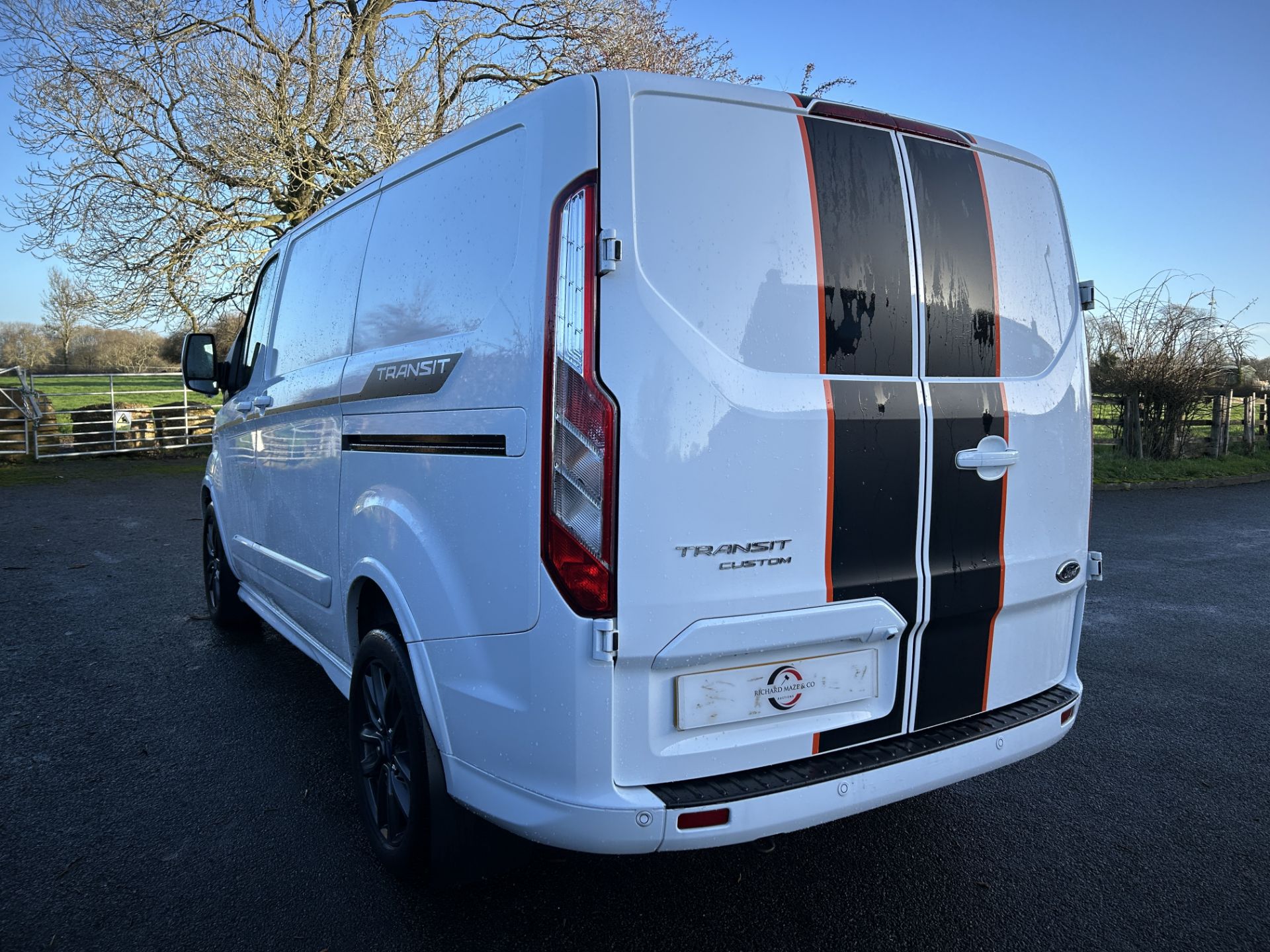 FORD TRANSIT CUSTOM 2.0 ECOBLUE 290 SPORT EDITION (21 REG) 1 OWNER * VERY NICE EXAMPLE !!! - Image 6 of 27