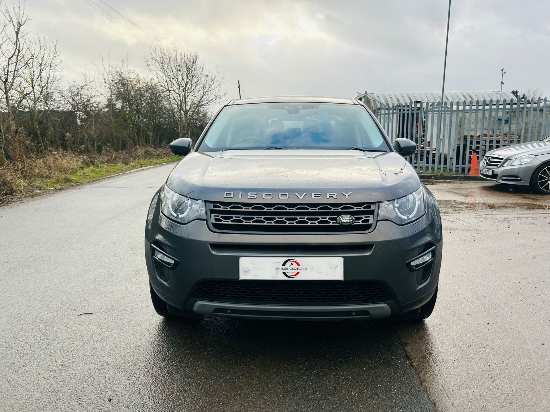 LAND ROVER DISCOVERY SPORT 2.0 TD4 SE TECH AUTOMATIC *4WD* (67 REG) EURO 6 !! 7 SEATER - Image 7 of 31