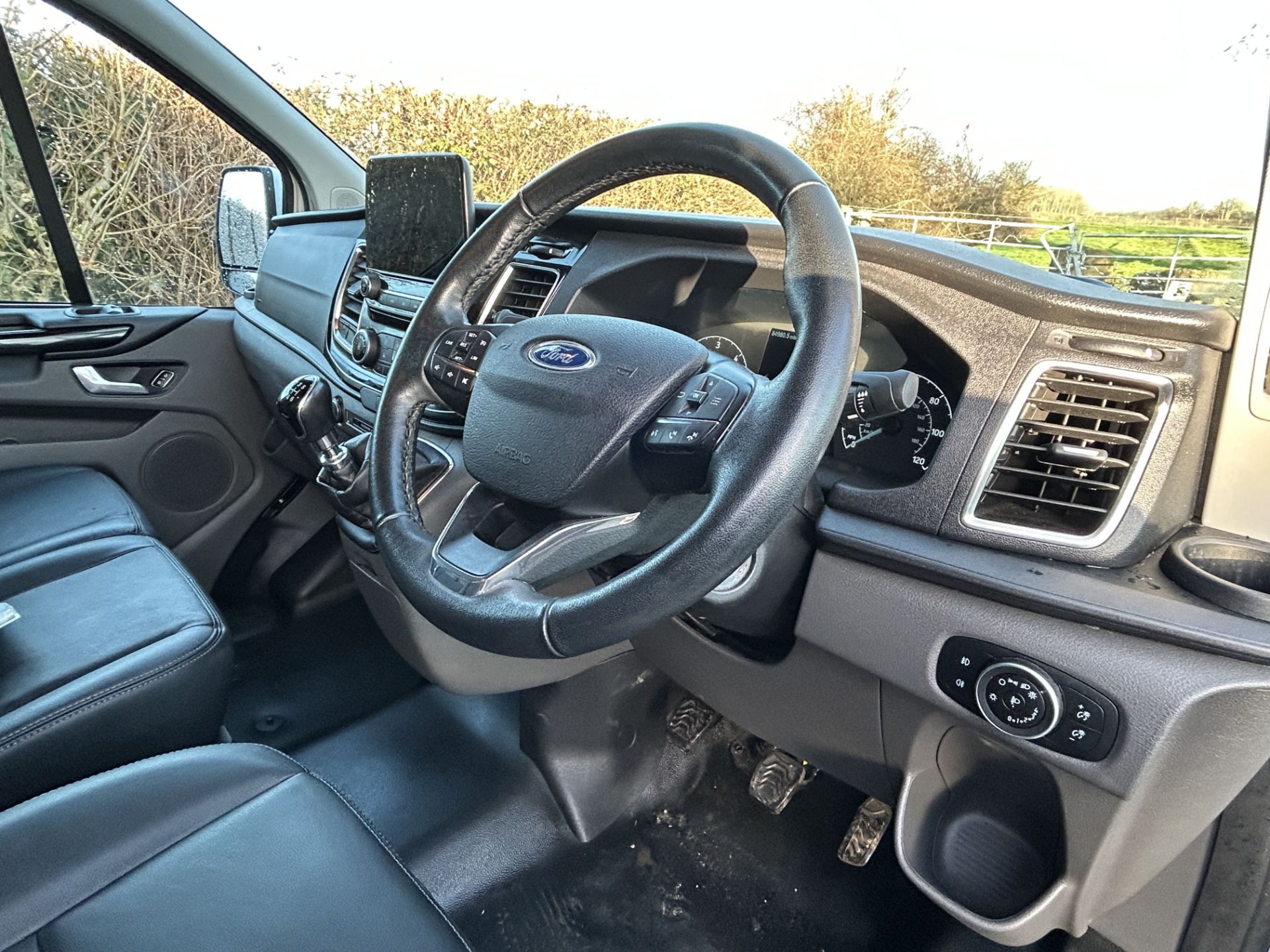 FORD TRANSIT CUSTOM 2.0 ECOBLUE 290 SPORT EDITION (21 REG) 1 OWNER * VERY NICE EXAMPLE !!! - Image 22 of 27