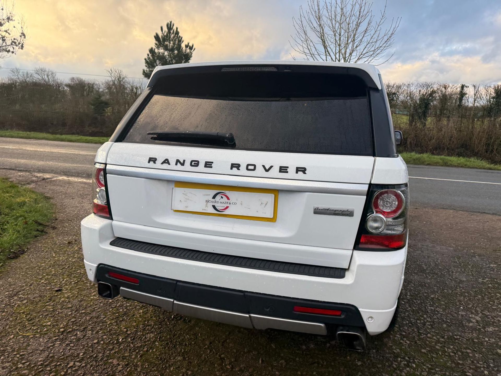 RANGE ROVER SPORT 3.0 SDV6 AUTOBIOGRAPHY (12 REG) * SERVICE HISTORY * AUTOMATIC * 93K MILES !!! - Image 5 of 26