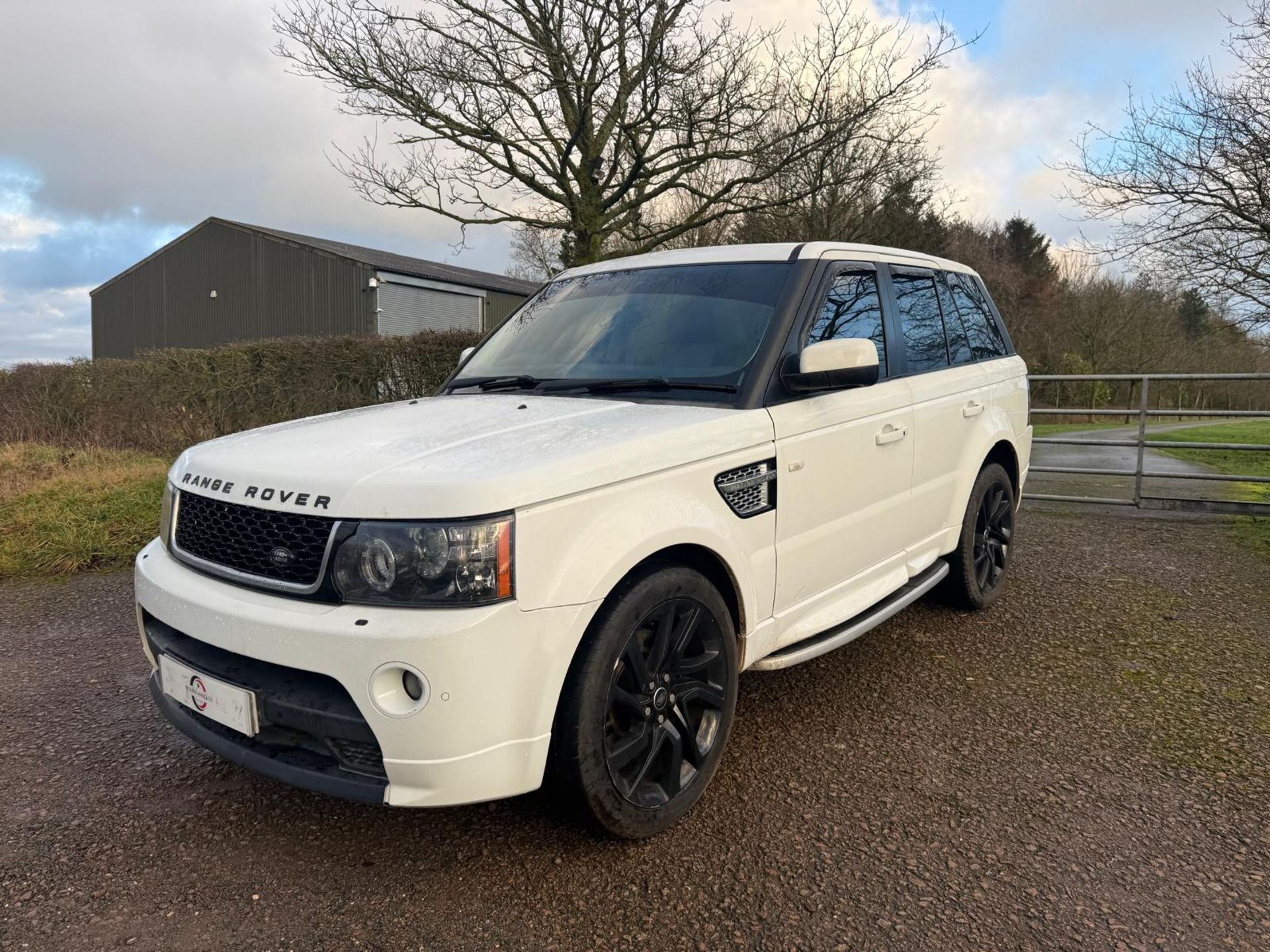 RANGE ROVER SPORT 3.0 SDV6 AUTOBIOGRAPHY (12 REG) * SERVICE HISTORY * AUTOMATIC * 93K MILES !!! - Image 11 of 26