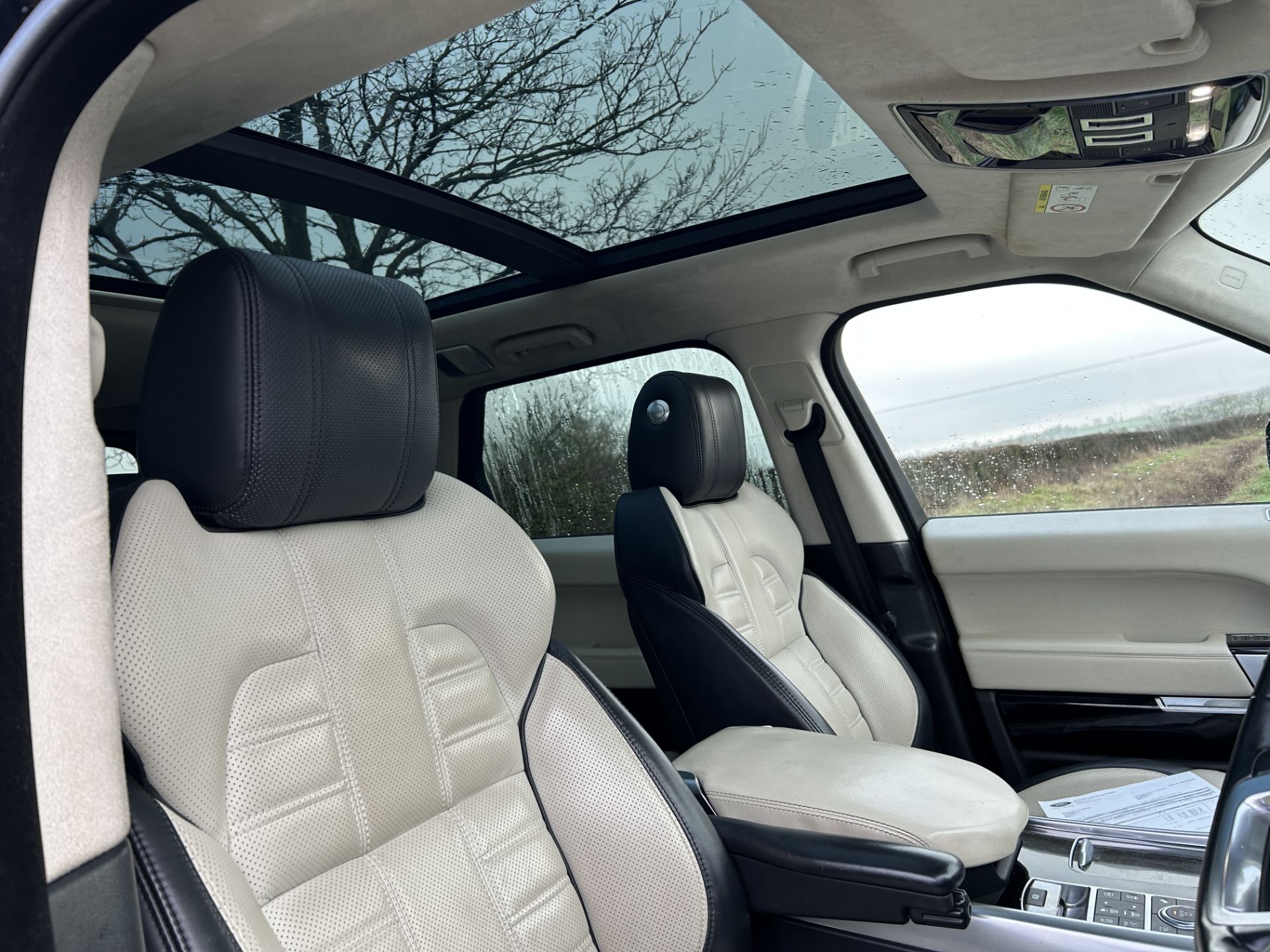 RANGE ROVER SPORT AUTOBIOGRAPHY DYNAMIC 3.0 SDV6 DIESEL/HYBRID AUTOMATIC * 15 REG * SERVICE HISTORY! - Image 24 of 39