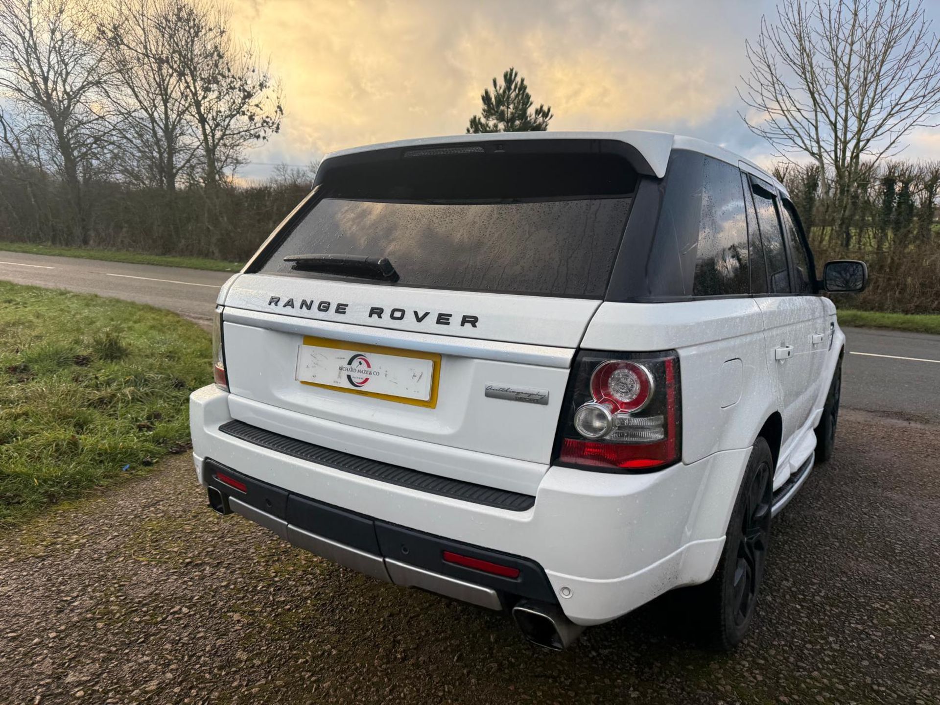 RANGE ROVER SPORT 3.0 SDV6 AUTOBIOGRAPHY (12 REG) * SERVICE HISTORY * AUTOMATIC * 93K MILES !!! - Image 4 of 26