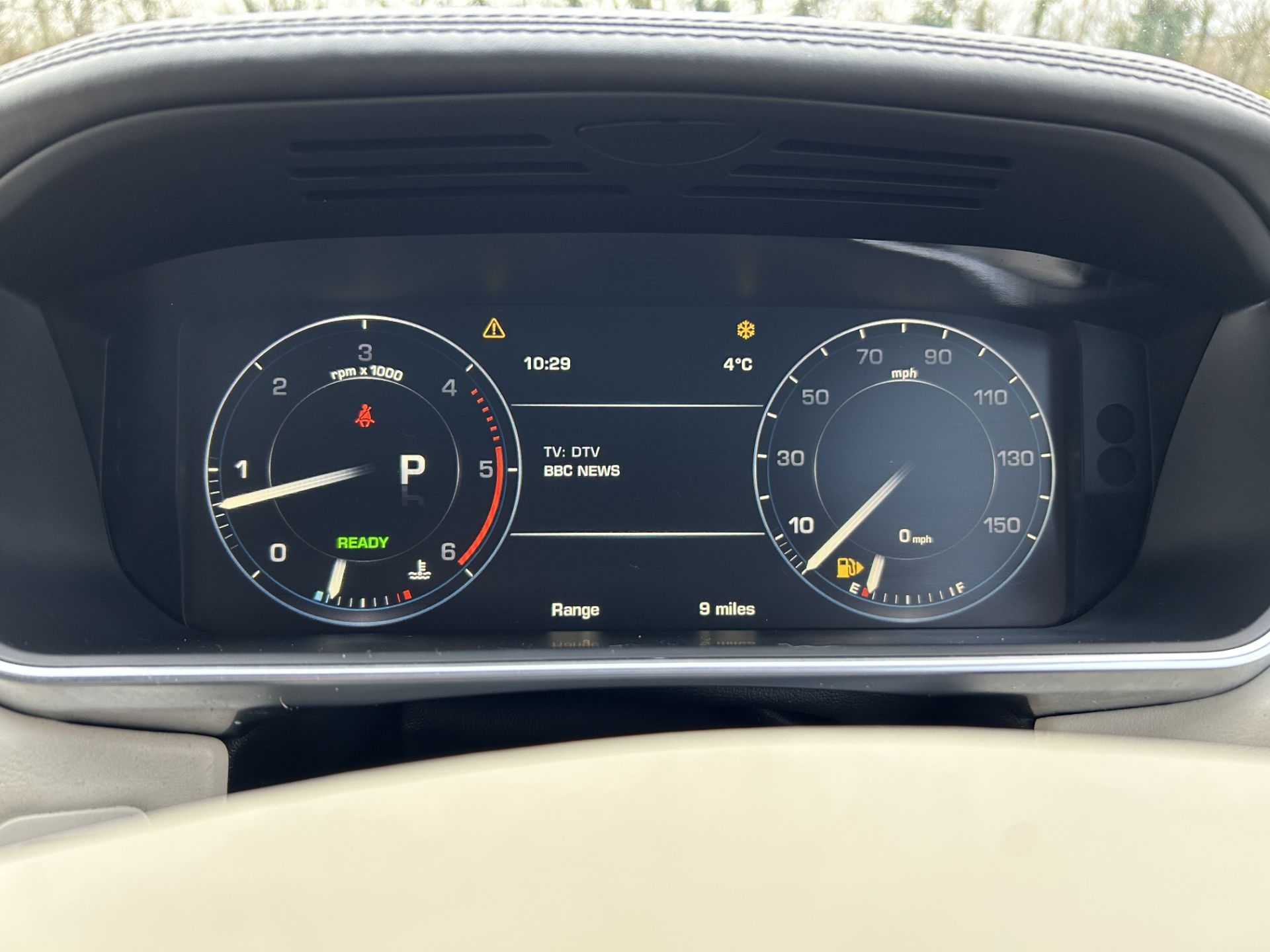 RANGE ROVER SPORT AUTOBIOGRAPHY DYNAMIC 3.0 SDV6 DIESEL/HYBRID AUTOMATIC * 15 REG * SERVICE HISTORY! - Image 30 of 39