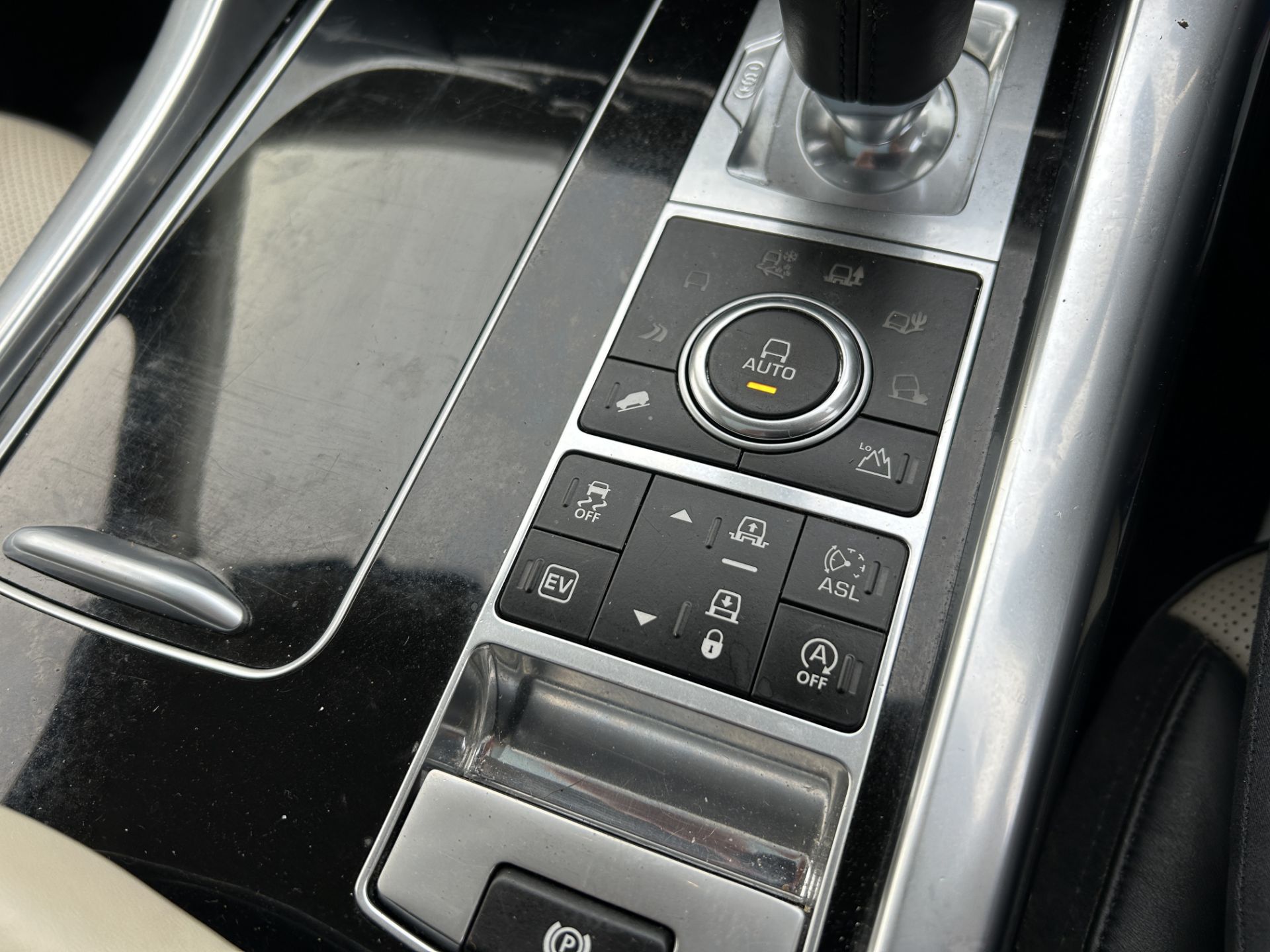 RANGE ROVER SPORT AUTOBIOGRAPHY DYNAMIC 3.0 SDV6 DIESEL/HYBRID AUTOMATIC * 15 REG * SERVICE HISTORY! - Image 33 of 39
