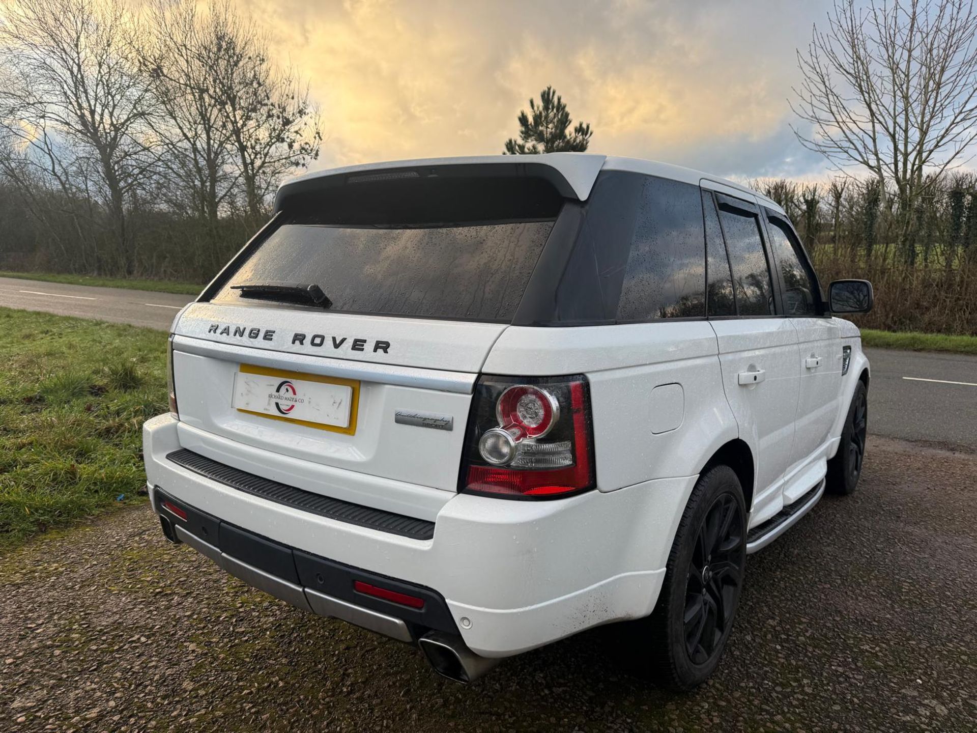 RANGE ROVER SPORT 3.0 SDV6 AUTOBIOGRAPHY (12 REG) * SERVICE HISTORY * AUTOMATIC * 93K MILES !!! - Image 3 of 26