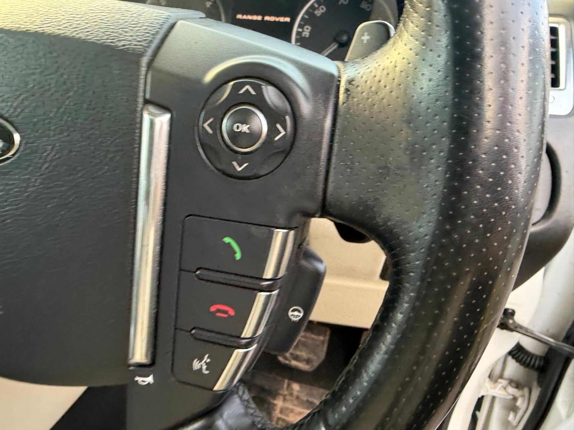 RANGE ROVER SPORT 3.0 SDV6 AUTOBIOGRAPHY (12 REG) * SERVICE HISTORY * AUTOMATIC * 93K MILES !!! - Image 25 of 26